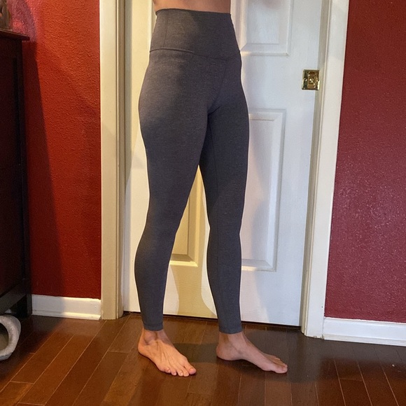 Lululemon Wunder Under High Rise Size 4 - Picture 5 of 5